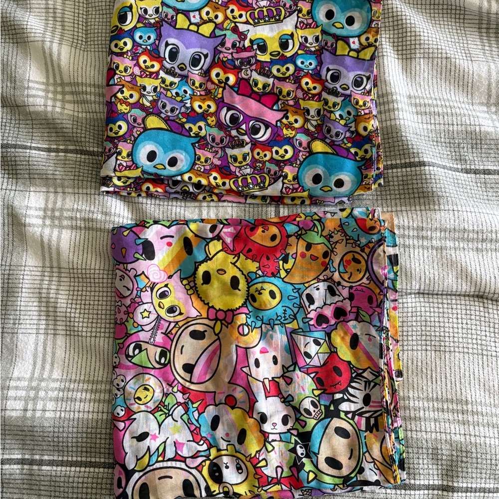Two Tokidoki Neon Stars infinity scarves